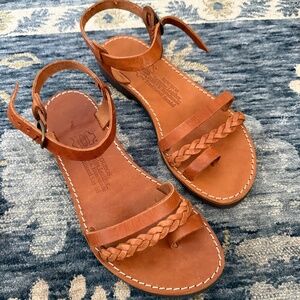 Greek leather flat leather sandals, NEW, size 7